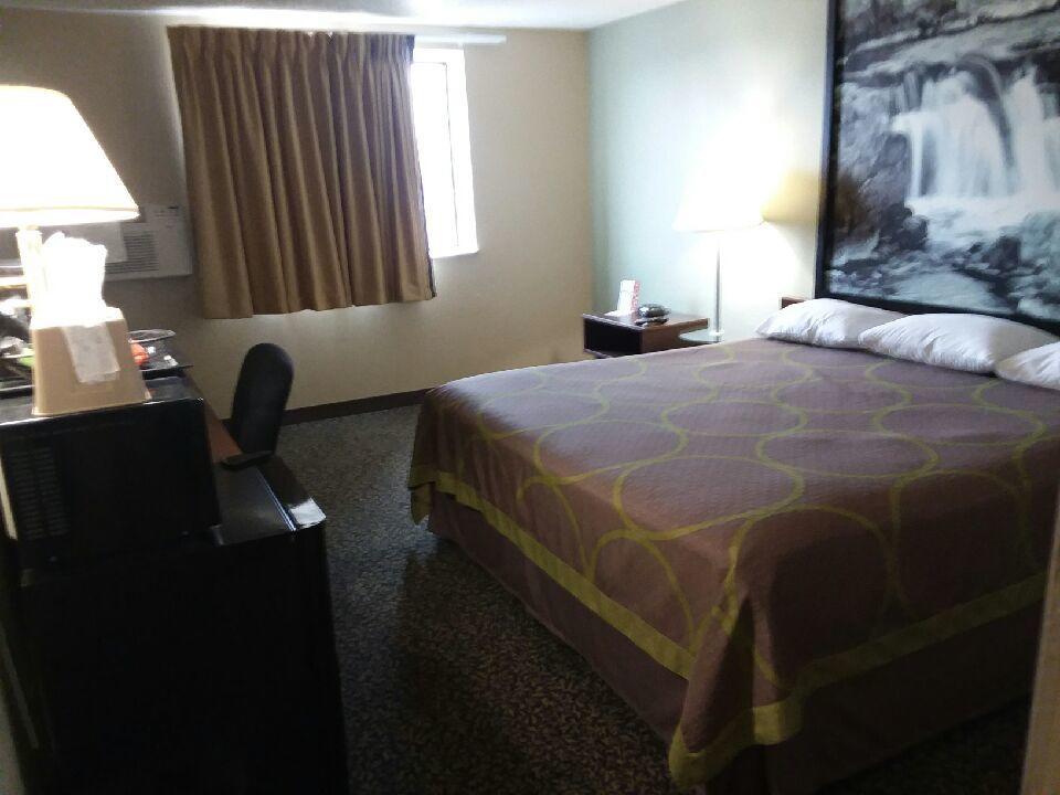 Super 8 By Wyndham Airport I90 Hotel Sioux Falls Exterior foto