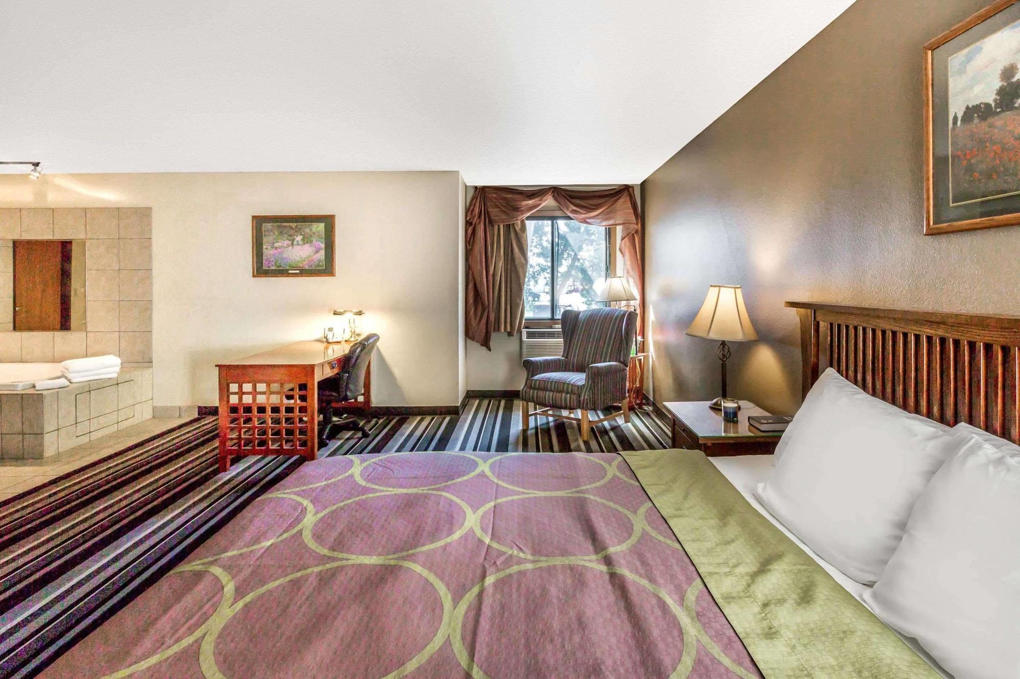 Super 8 By Wyndham Airport I90 Hotel Sioux Falls Exterior foto